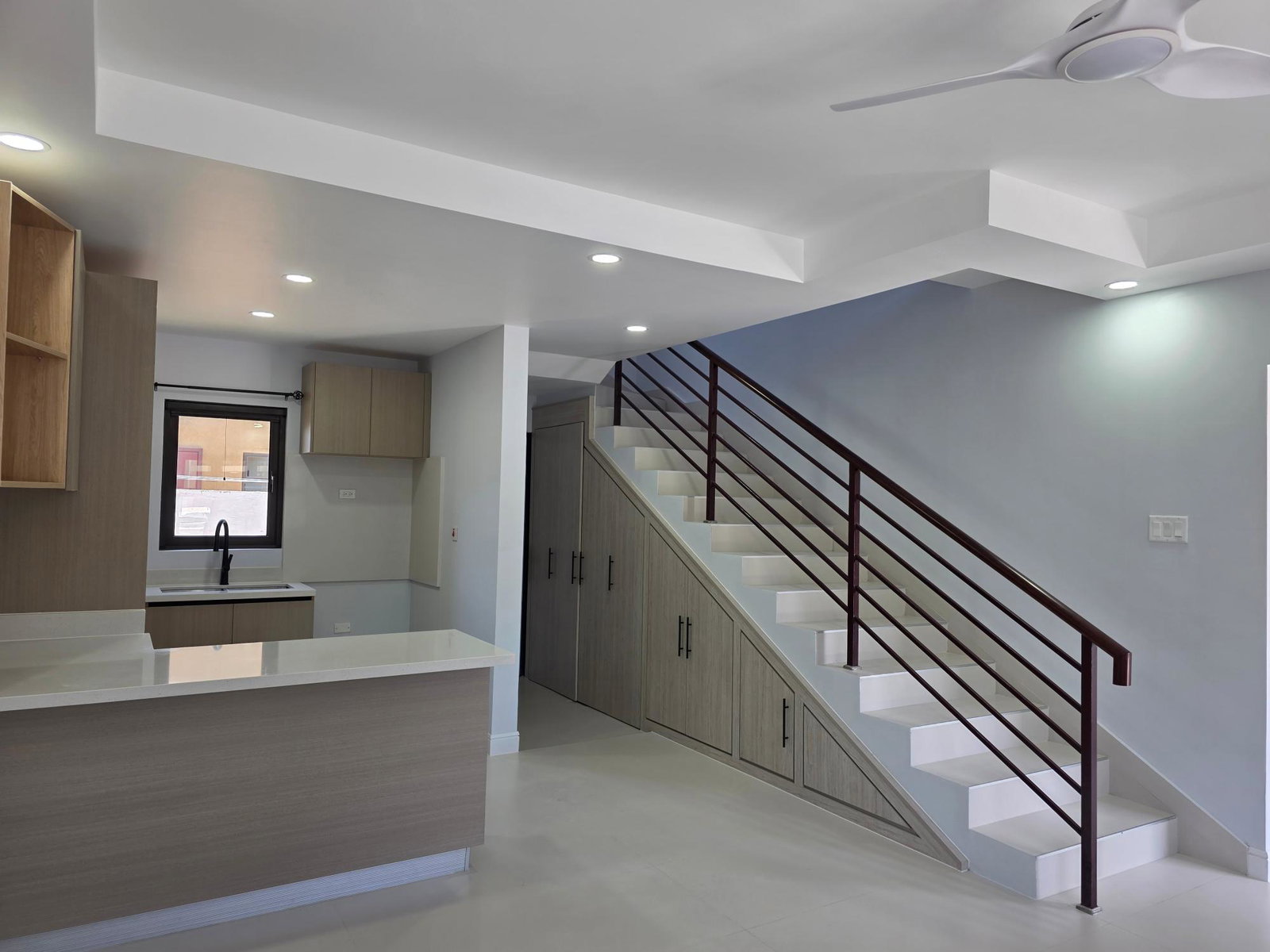 Fifth image of 288 Oak Estate in Bernard Lodge, St. Catherine, Jamaica - property is For Rent