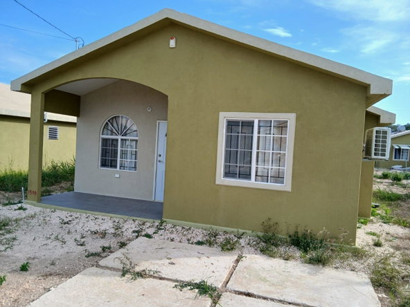 First image of 1510-122 Cayenne Crescent in Greater Portmore, St. Catherine, Jamaica - property is For Rent