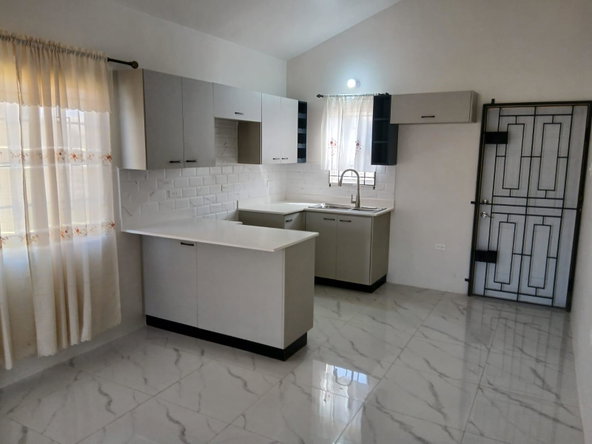 Fourth image of 1510-122 Cayenne Crescent in Greater Portmore, St. Catherine, Jamaica - property is For Rent