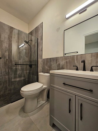 Sixteenth image of 2a- Roehampton Drive in Kingston 19, St. Andrew, Jamaica - property is For Rent