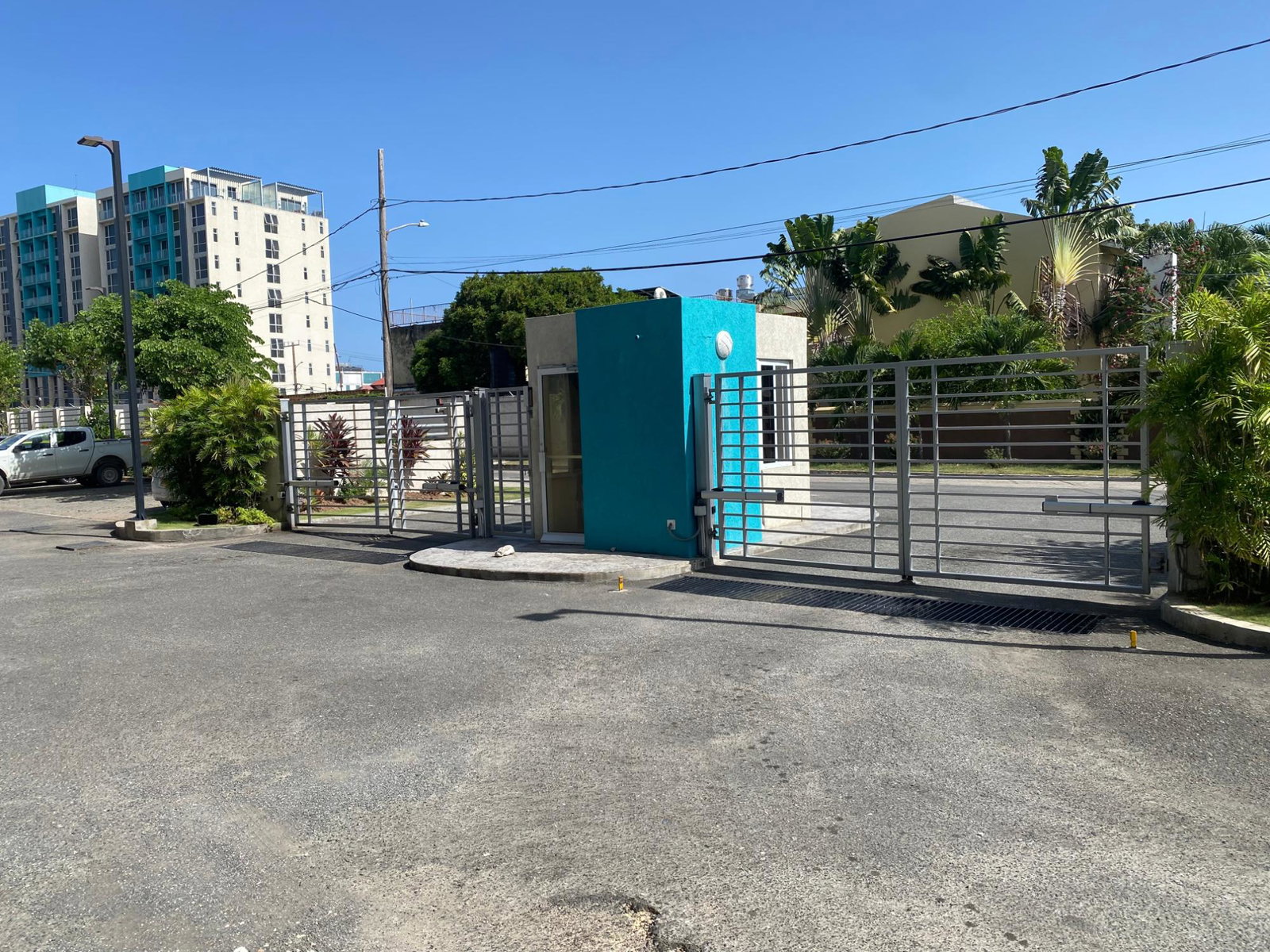 Third image of 104-7-9 Comlin Bank Road in Kingston 5, St. Andrew, Jamaica - property is For Rent