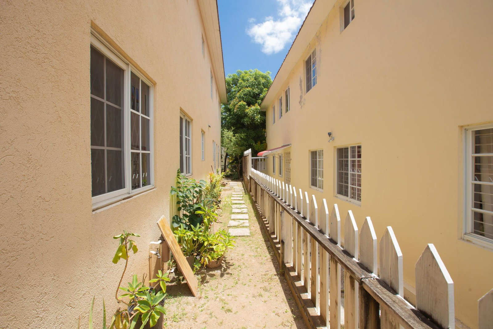Third image of 10 Cedar Close in Kingston 6, St. Andrew, Jamaica - property is For Sale