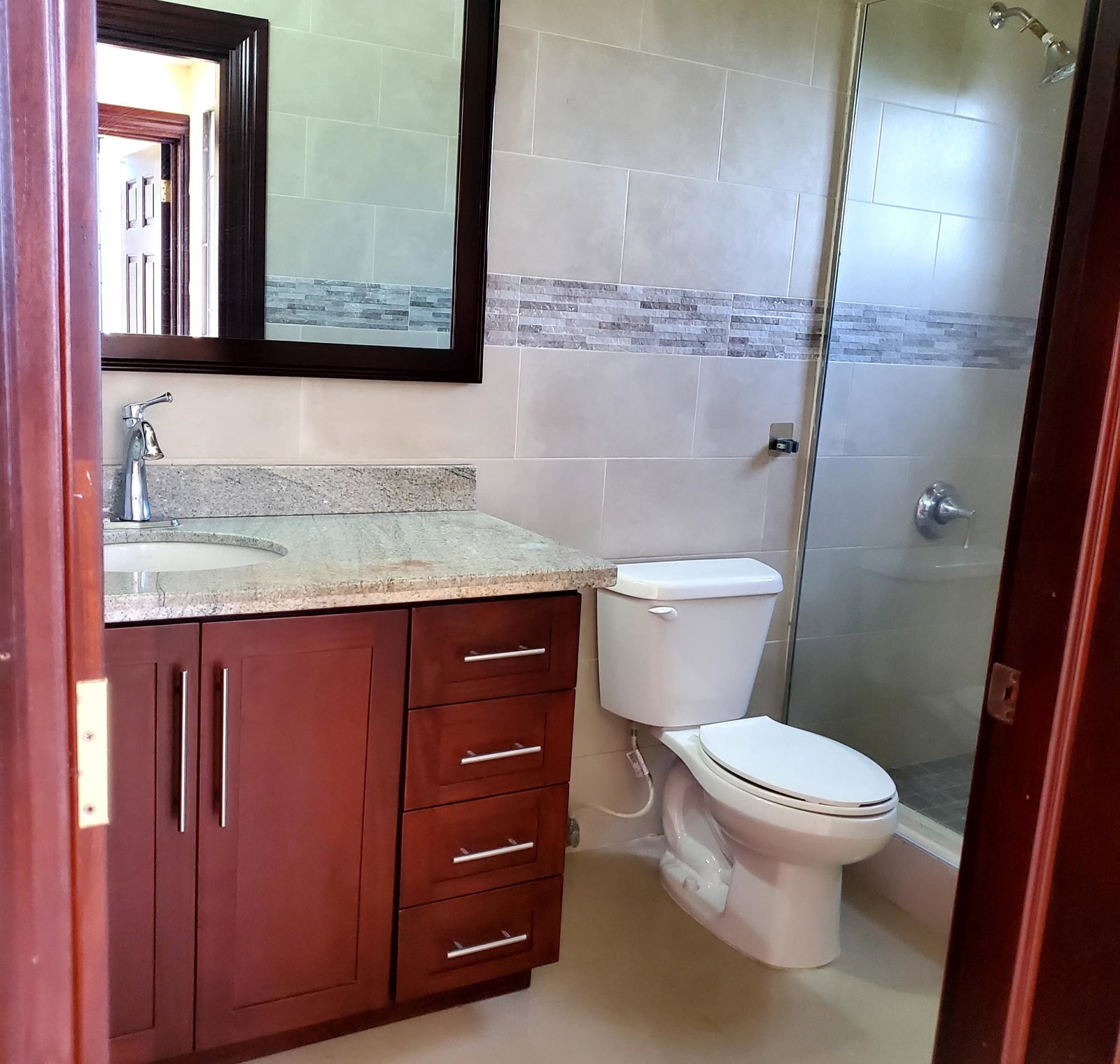 Tenth image of Smokey Vale in Kingston 19, St. Andrew, Jamaica - property is For Rent