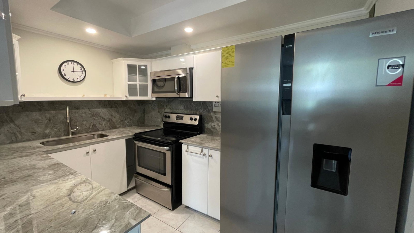 Tenth image of 1 h West-17 Kingsway Avenue in Kingston 10, St. Andrew, Jamaica - property is For Rent