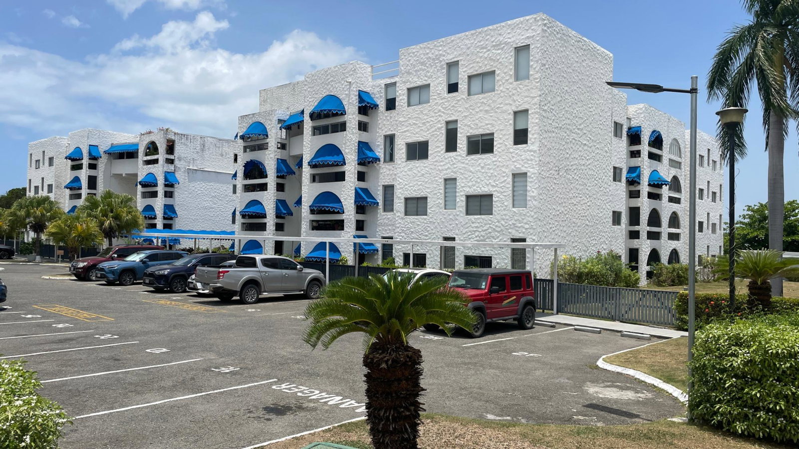 Second image of 1 h West-17 Kingsway Avenue in Kingston 10, St. Andrew, Jamaica - property is For Rent