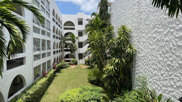 Twenty-Third image of 1 h West-17 Kingsway Avenue in Kingston 10, St. Andrew, Jamaica - property is For Rent