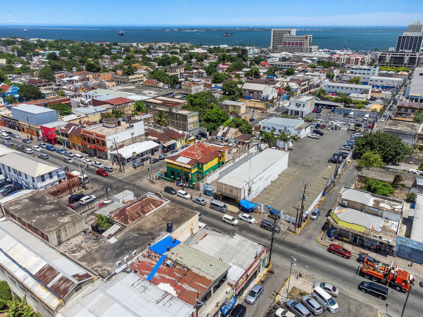 Ninth image of 54 East Queen Street in KINGSTON, Kingston, Jamaica - property is For Sale