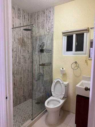Tenth image of 21-4 Waterloo Avenue in Kingston 8, St. Andrew, Jamaica - property is For Rent