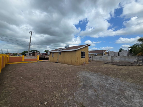 Seventeenth image of Mocha Avenue in Old Harbour, St. Catherine, Jamaica - property is For Sale