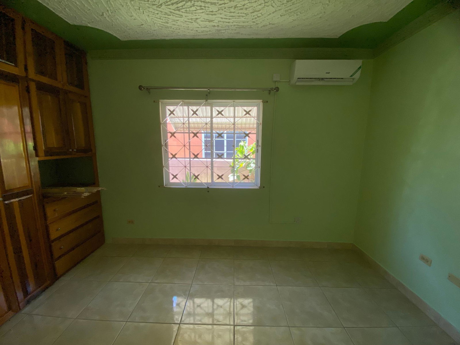 Ninth image of 109 Poinsetta Drive in Spanish Town, St. Catherine, Jamaica - property is For Rent