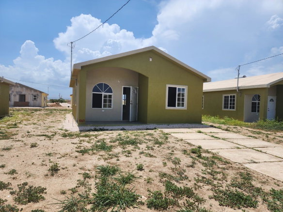 First image of 1243 Phoenix Park, Vill 2, Ph4 in Phoenix Park, St. Catherine, Jamaica - property is For Rent