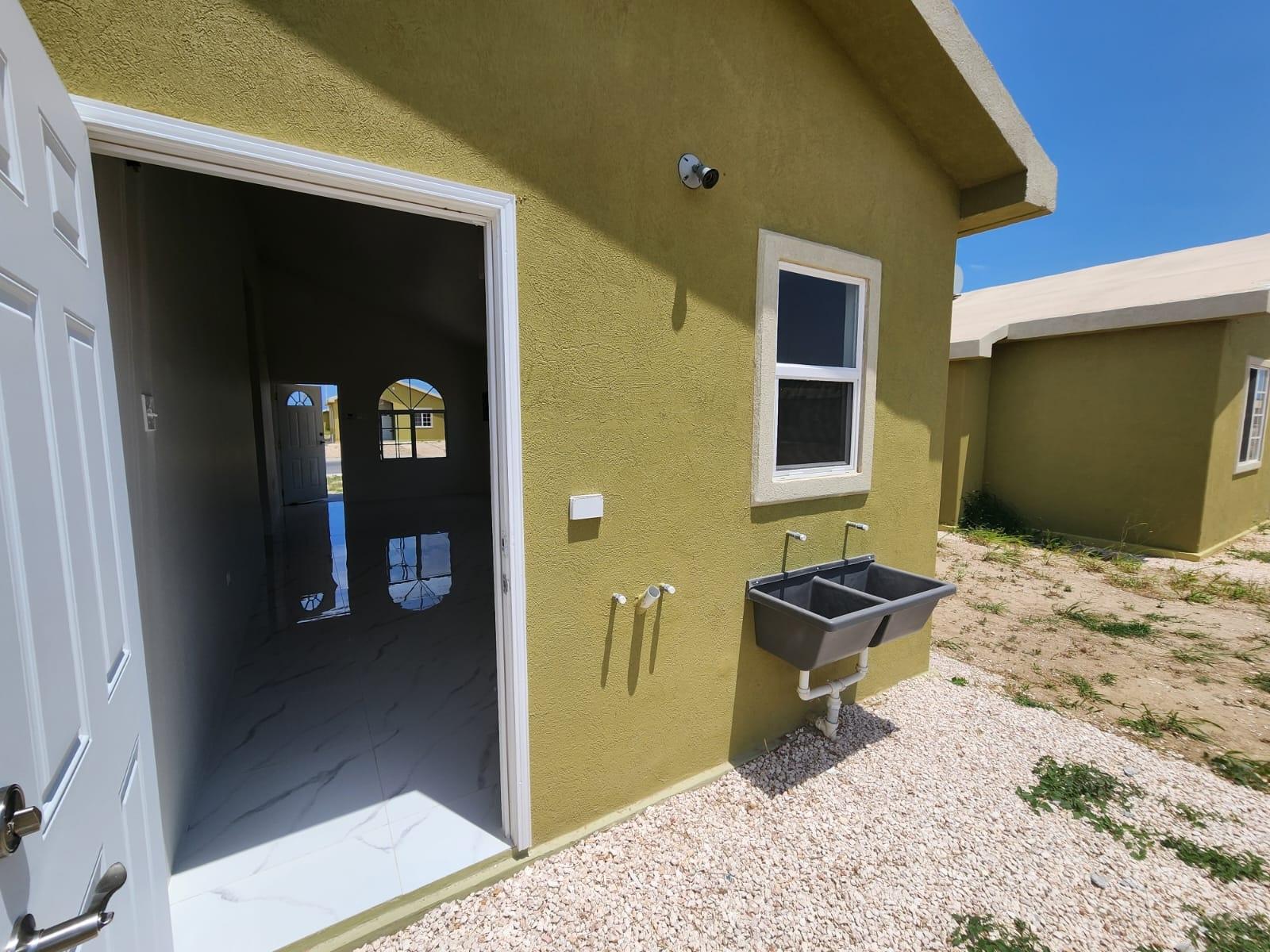 Sixteenth image of 1243 Phoenix Park, Vill 2, Ph4 in Phoenix Park, St. Catherine, Jamaica - property is For Rent