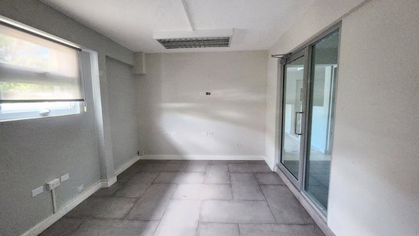 Sixth image of 58 Hope rd in Kingston 6, St. Andrew, Jamaica - property is For Rent