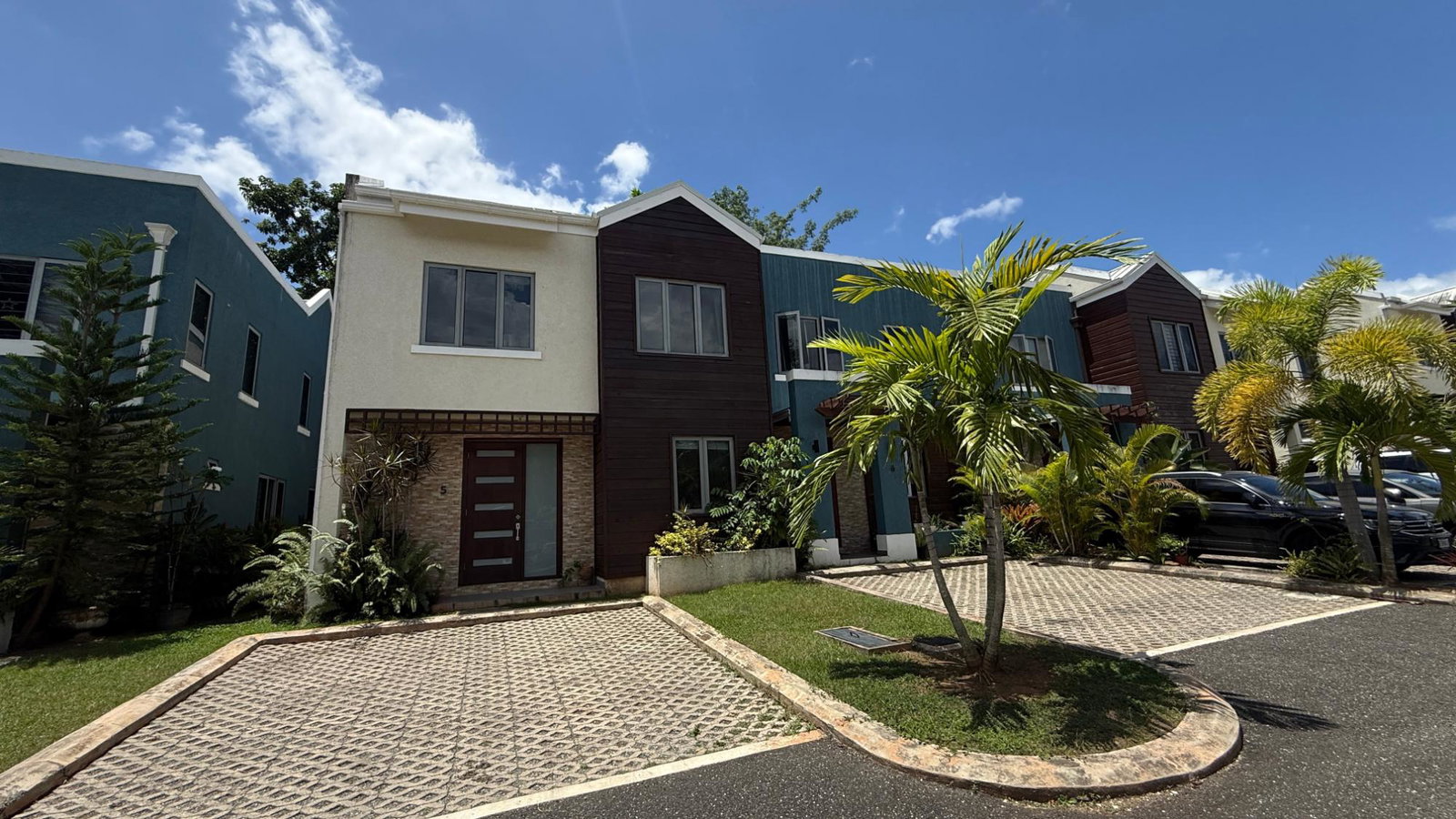 Third image of 5-1a Barton Aerie Road in Kingston 9, St. Andrew, Jamaica - property is For Rent