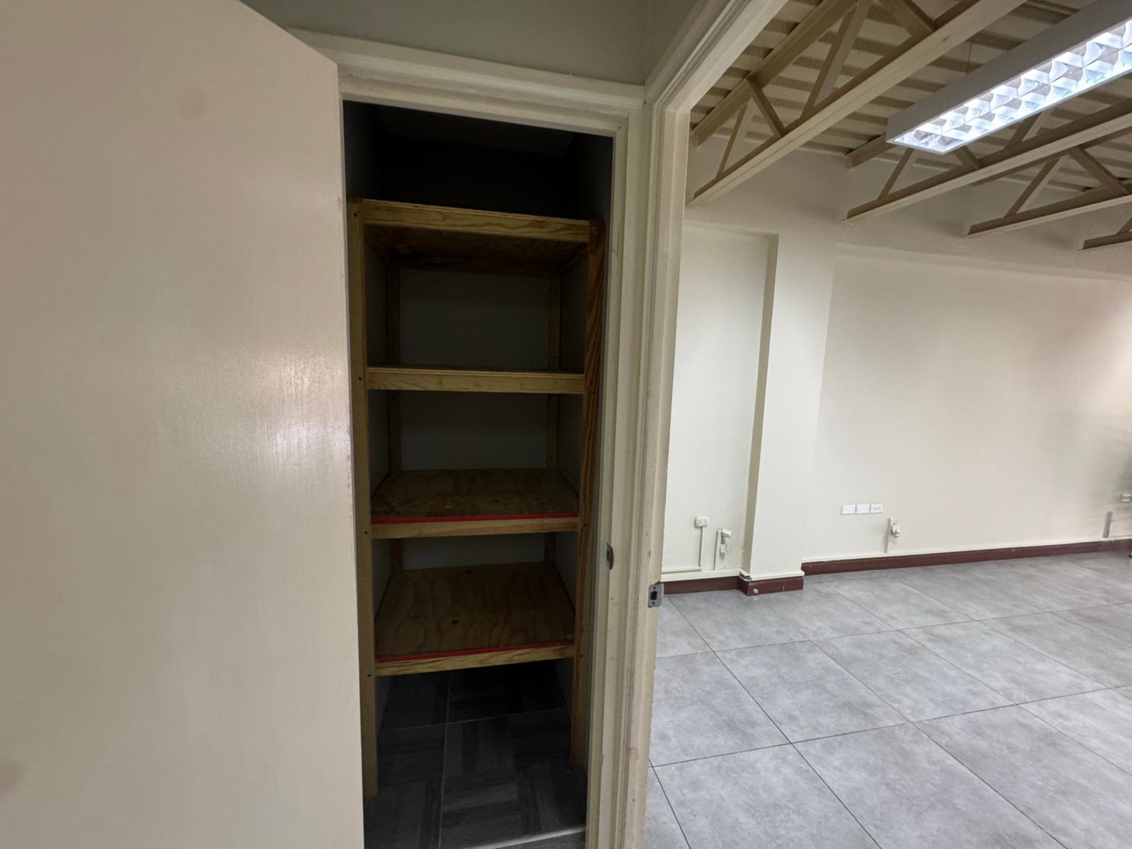 Ninth image of 15-31 Upper Waterloo rd in Kingston 10, St. Andrew, Jamaica - property is For Rent