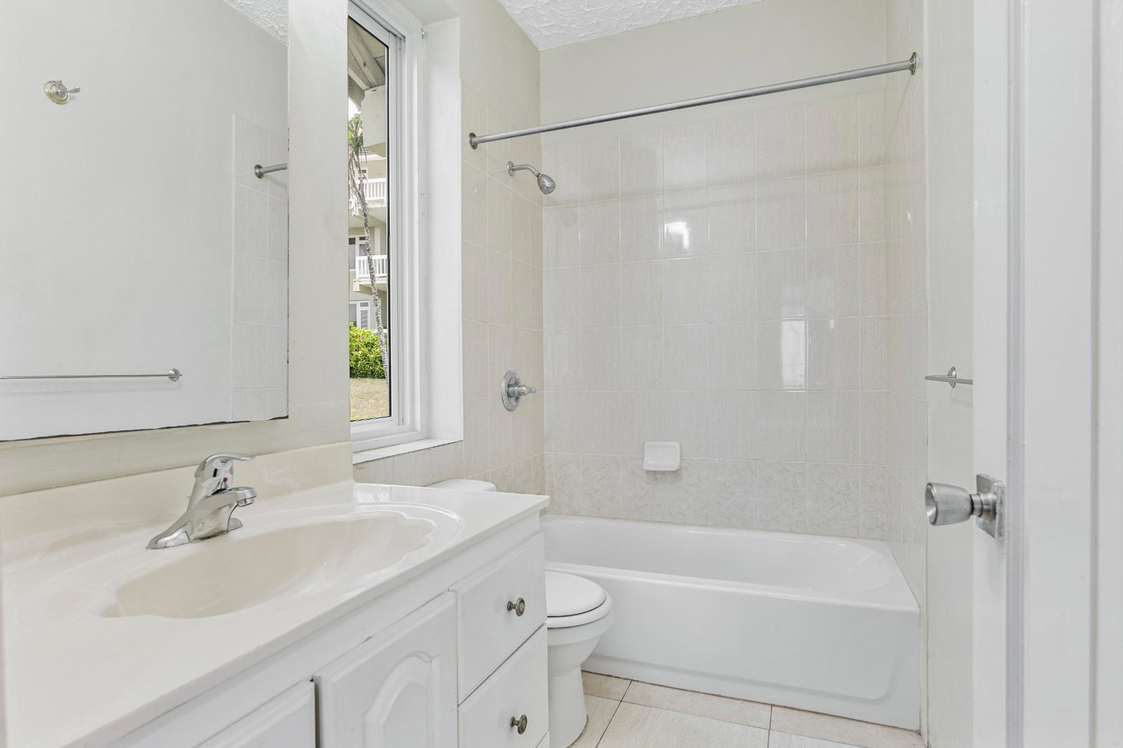 Fourteenth image of Columbus Heights in Ocho Rios, St. Ann, Jamaica - property is For Rent
