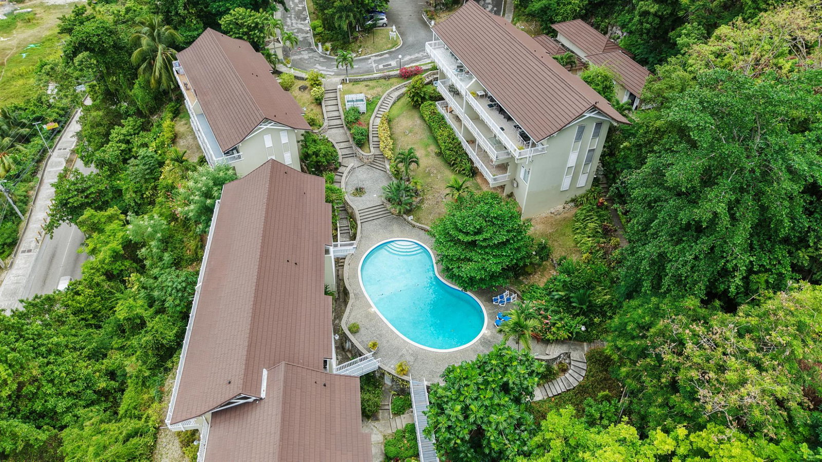 Sixteenth image of Columbus Heights in Ocho Rios, St. Ann, Jamaica - property is For Rent
