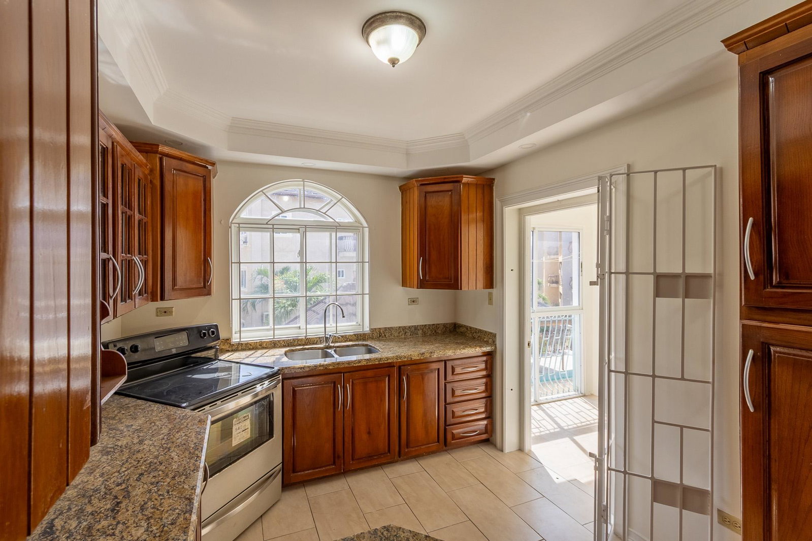 Sixteenth image of 15-9 Ottawa Avenue in Kingston 6, St. Andrew, Jamaica - property is For Rent