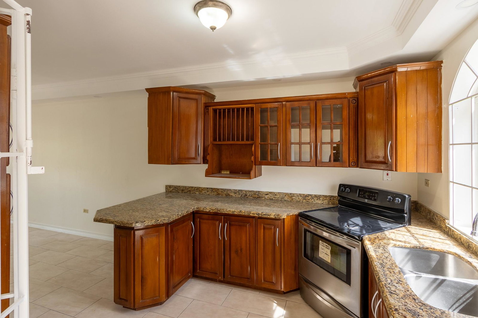 Eighteenth image of 15-9 Ottawa Avenue in Kingston 6, St. Andrew, Jamaica - property is For Rent