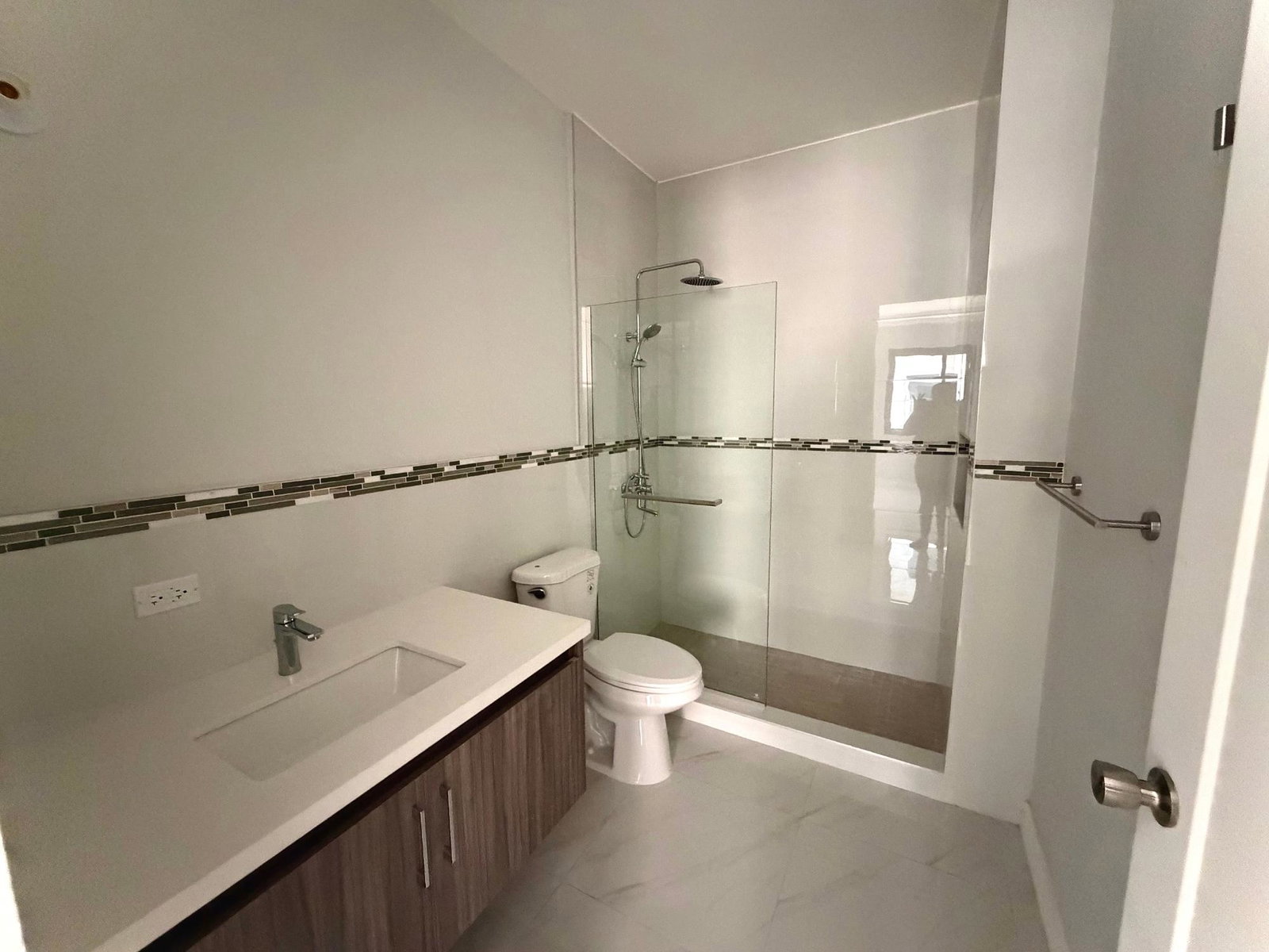 Twentieth image of 101-24 Dulwich Drive in Kingston 8, St. Andrew, Jamaica - property is For Rent