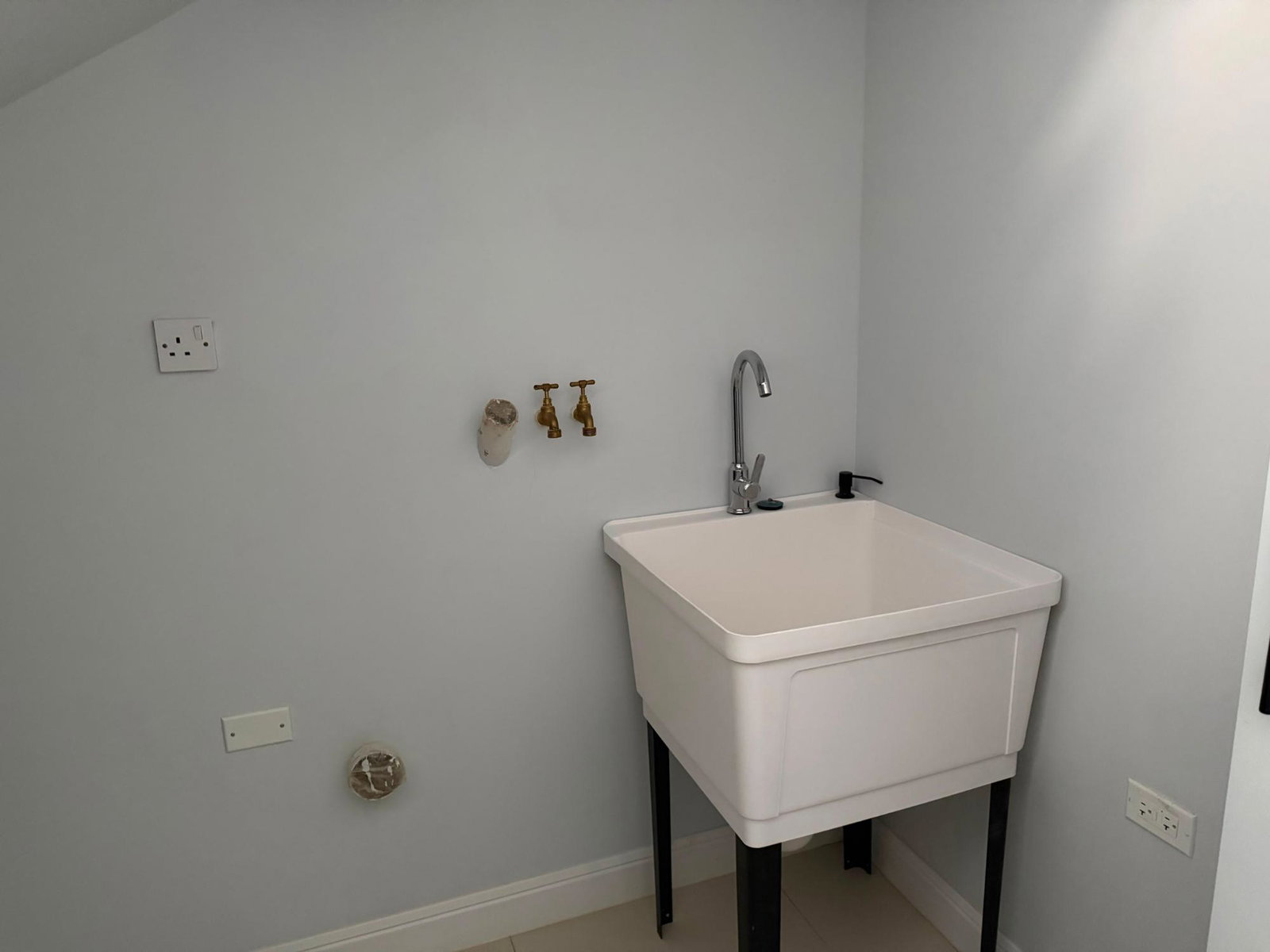 Eighth image of 243- Oak Estate Phase 3 in Caribbean Estates, St. Catherine, Jamaica - property is For Rent