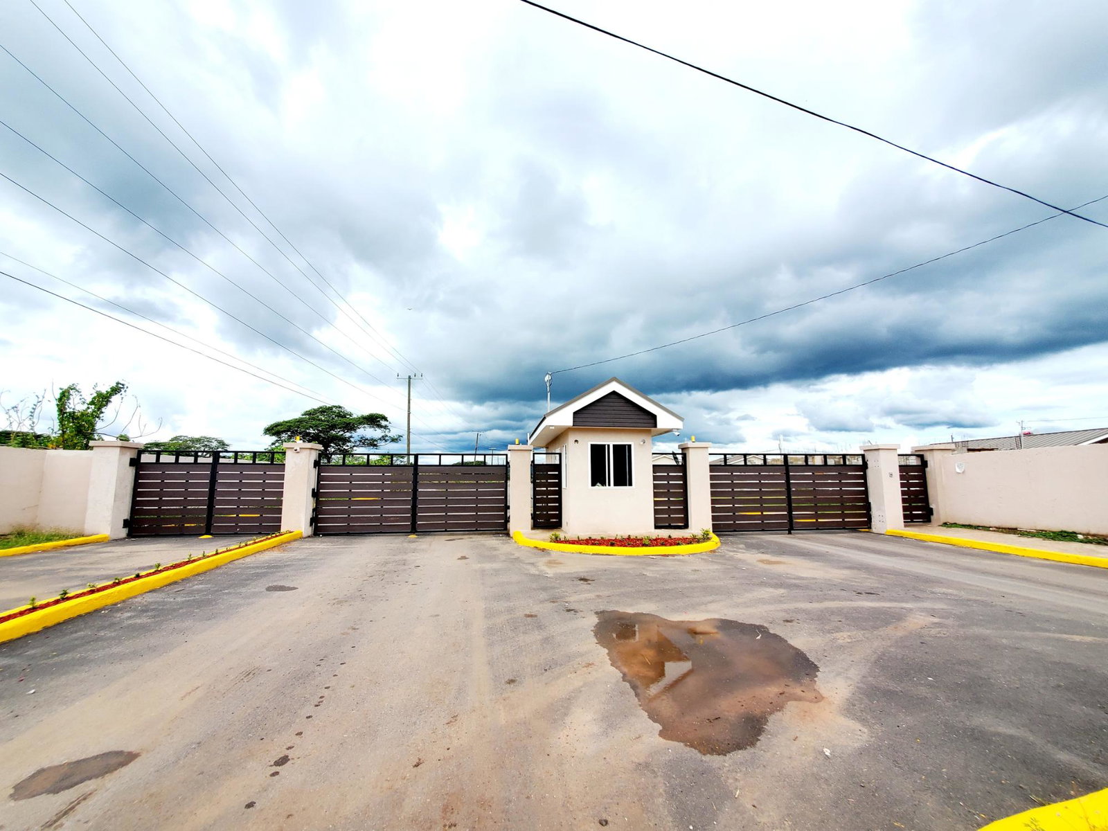 First image of 476 Whim Estate, Old Harbour in Old Harbour, St. Catherine, Jamaica - property is For Rent