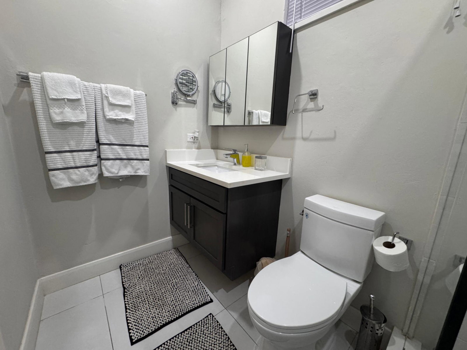 Ninth image of D3- Ocean Springs in Spring Garden, St. James, Jamaica - property is For Rent