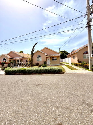 First image of 94b Chevalier Place in Greater Portmore, St. Catherine, Jamaica - property is For Rent