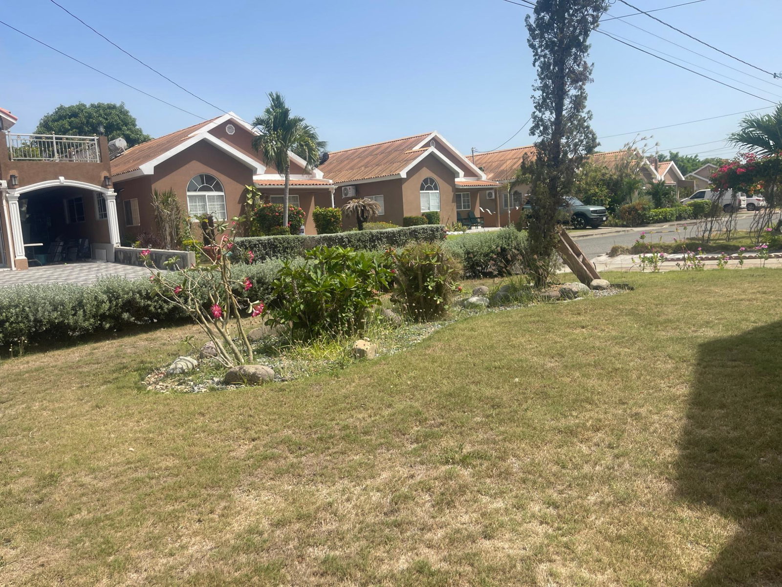 Seventeenth image of 94b Chevalier Place in Greater Portmore, St. Catherine, Jamaica - property is For Rent