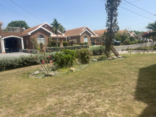 Seventeenth image of 94b Chevalier Place in Greater Portmore, St. Catherine, Jamaica - property is For Rent