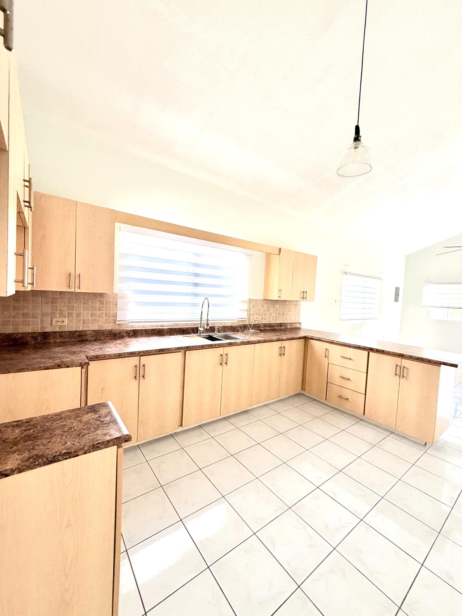 Eighth image of 94b Chevalier Place in Greater Portmore, St. Catherine, Jamaica - property is For Rent