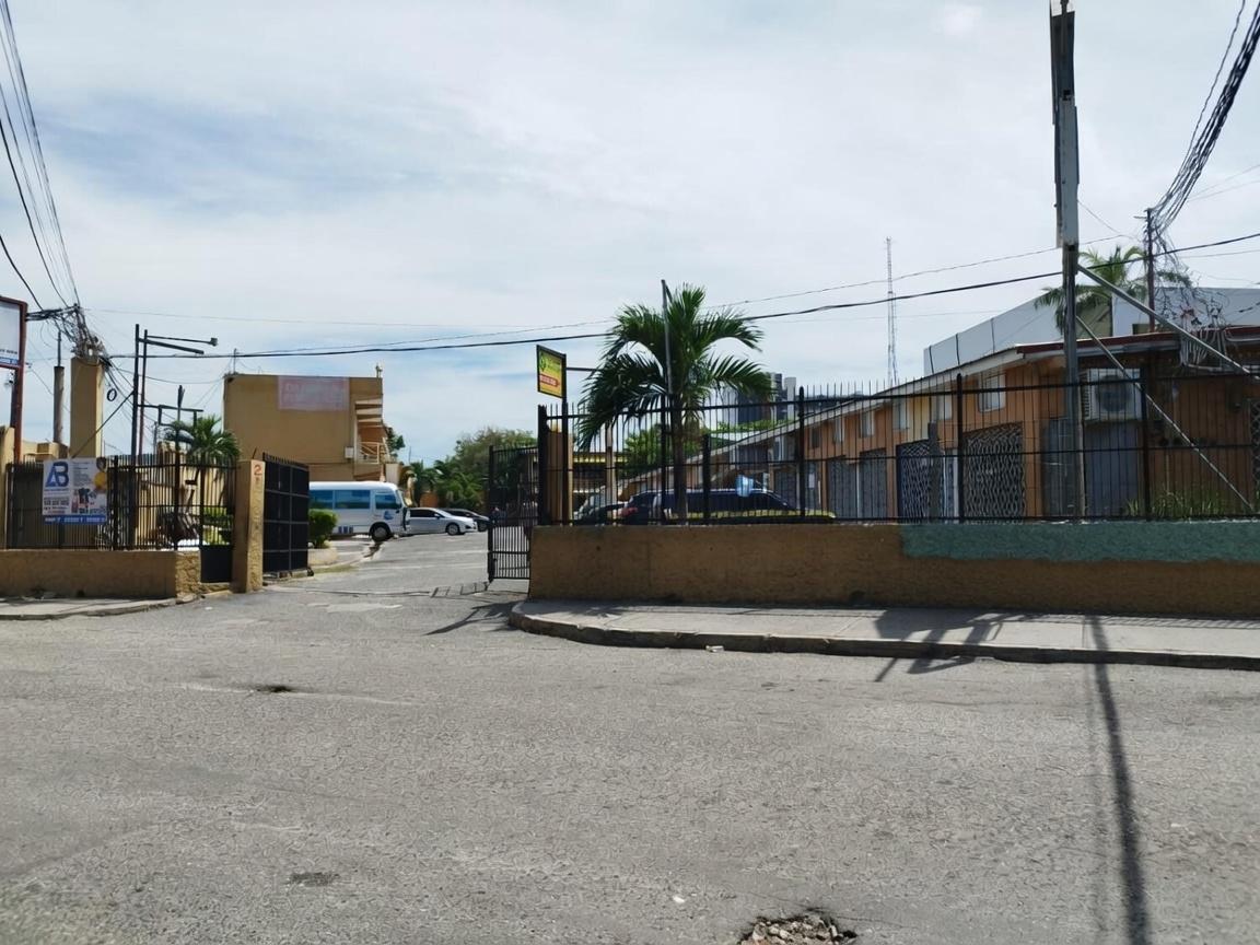 First image of 8- Molynes Road in Kingston 10, St. Andrew, Jamaica - property is For Sale