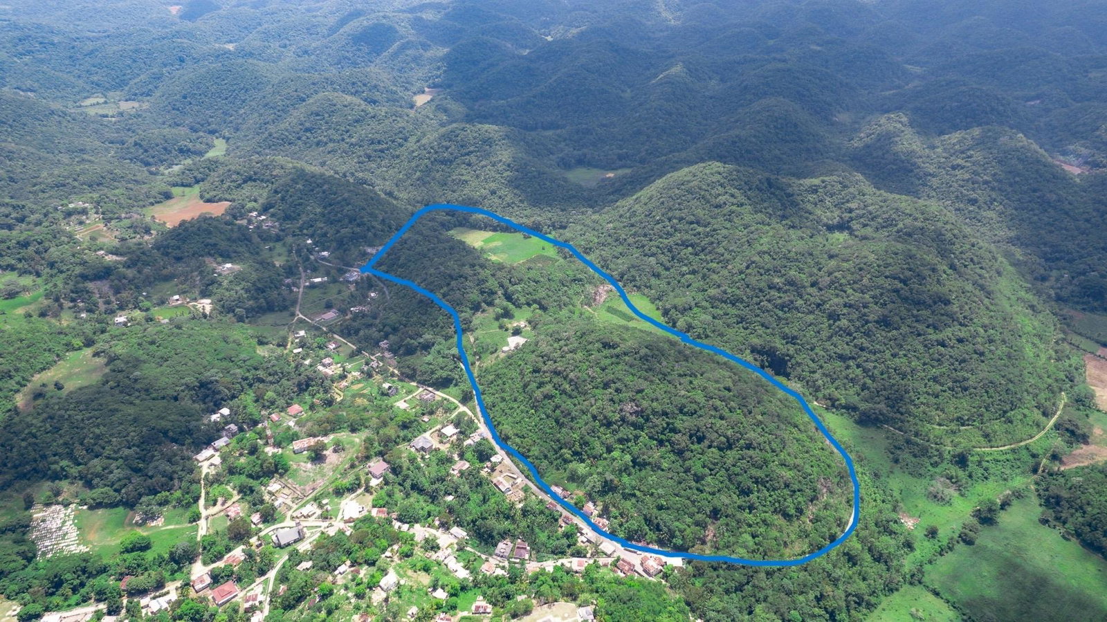First image of Tavern Hill in Stewart Town, Trelawny, Jamaica - property is For Sale