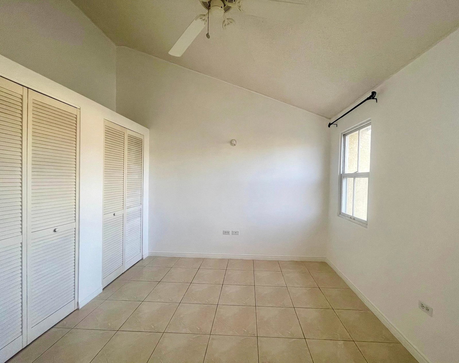 Eighth image of 31 Monticello Manor in Portmore Country Club, St. Catherine, Jamaica - property is For Rent