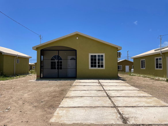 First image of 1535 Phoenix Park Village 2 p4 in Phoenix Park, St. Catherine, Jamaica - property is For Rent