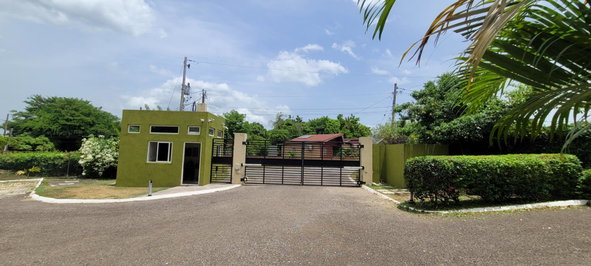 Twenty-First image of 1-19 Three View Avenue in Red Hills, St. Andrew, Jamaica - property is For Rent