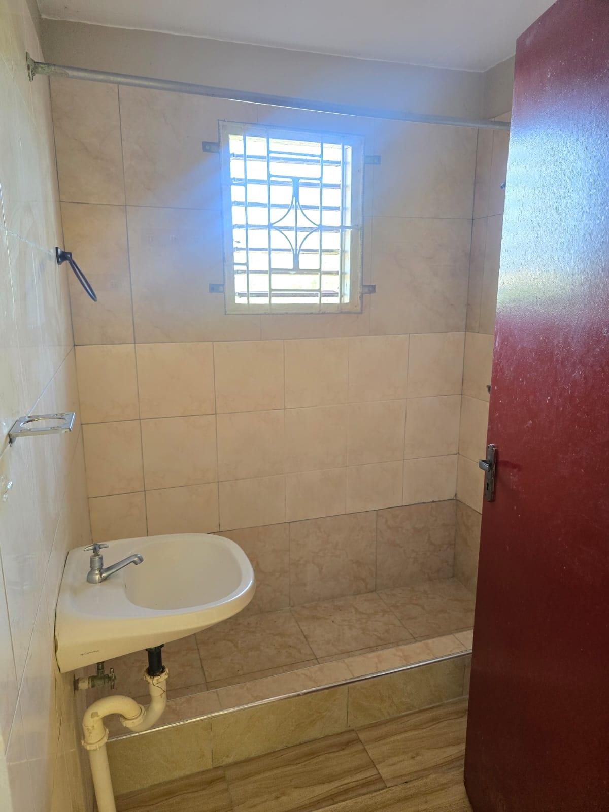 Seventh image of 1-1 nw 3rd Ave, Belmont Prk in West Belmont Park, St. Catherine, Jamaica - property is For Rent