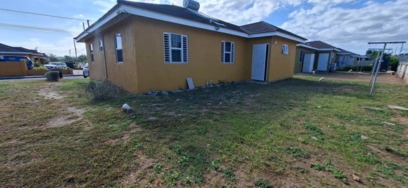 Second image of 36 Colbeck Manor in Colbeck, St. Catherine, Jamaica - property is For Sale