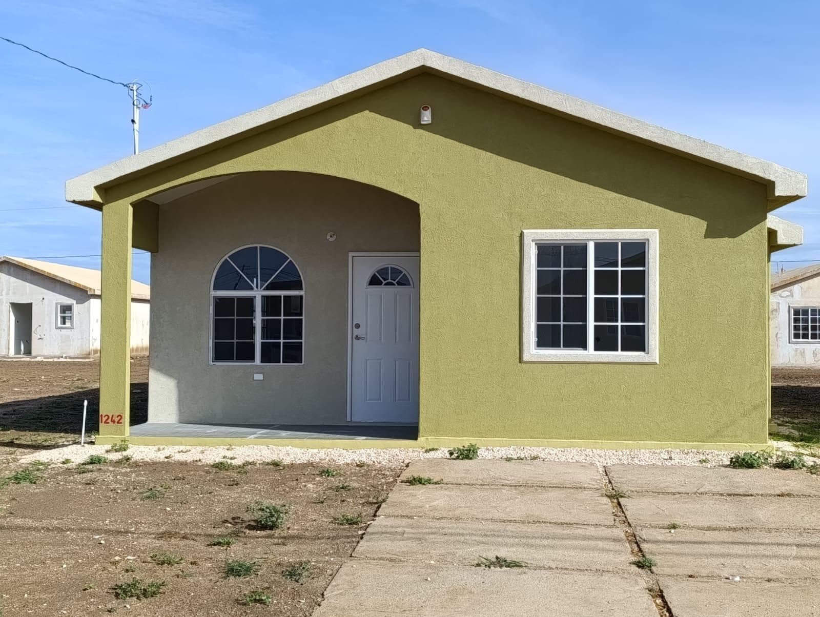 First image of 1242-phoenix pa Phase 4 Block k in Phoenix Park, St. Catherine, Jamaica - property is For Rent