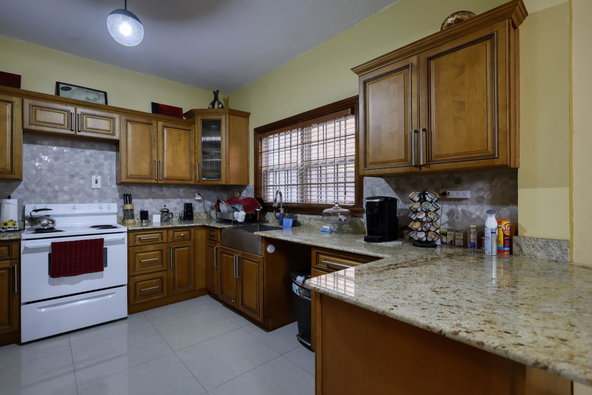 Tenth image of 6-50-52 Sandhurst Crescent in Kingston 6, St. Andrew, Jamaica - property is For Sale
