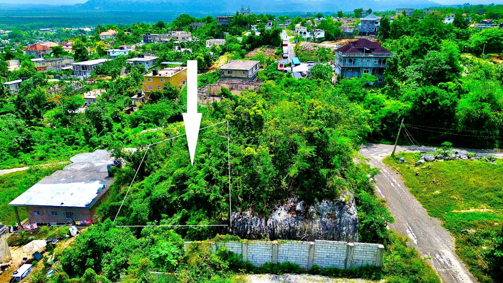 Eleventh image of 877 Whitehall Negril in Negril, Westmoreland, Jamaica - property is For Sale