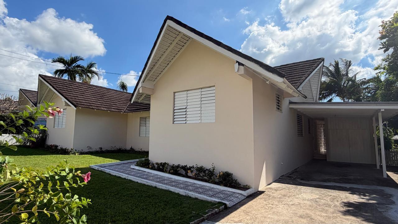 Third image of 3 Orange Crescent, Kingston in Kingston 8, St. Andrew, Jamaica - property is For Rent