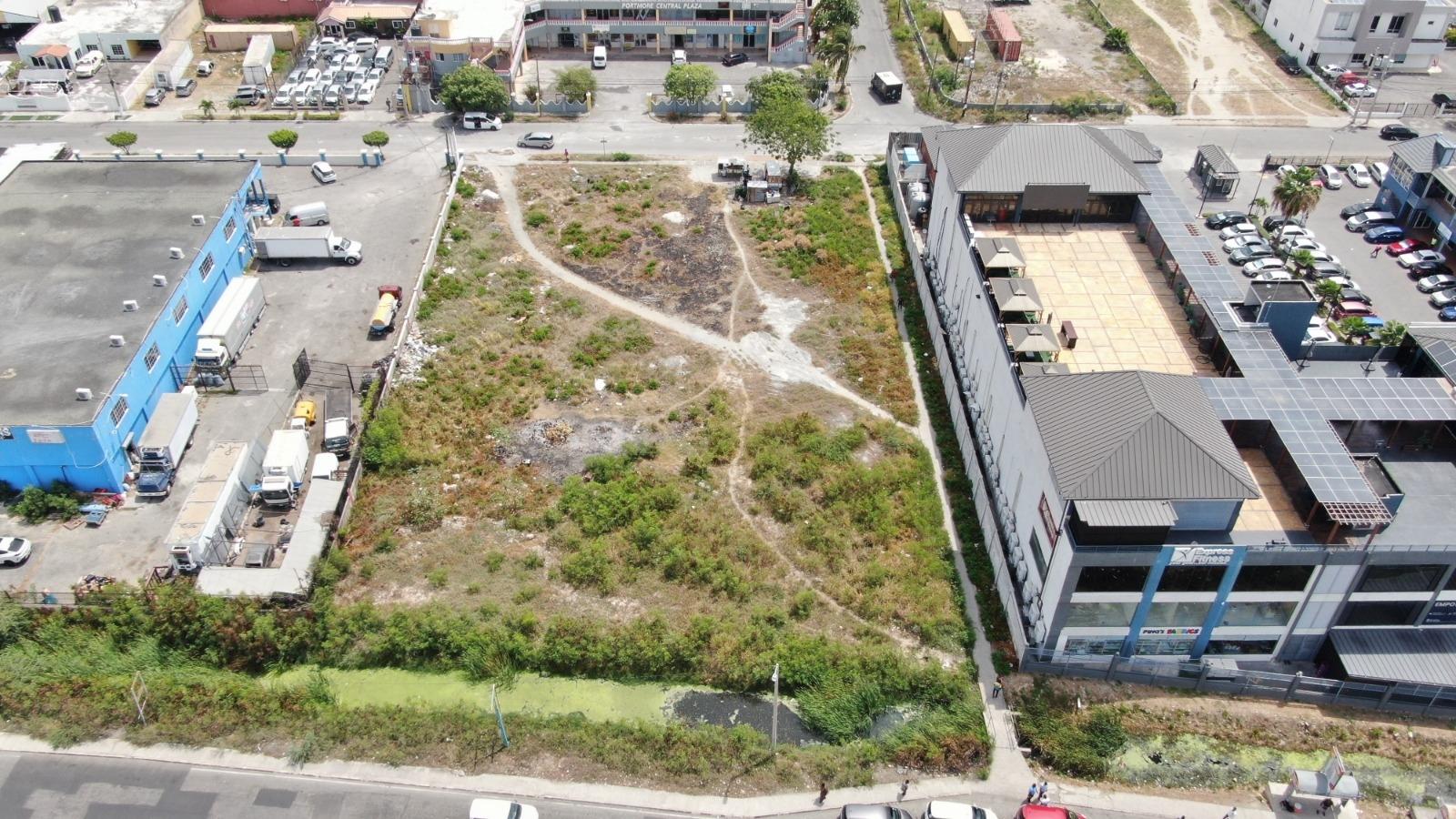 Third image of 17 West Trade Way in Portmore Mall, St. Catherine, Jamaica - property is For Rent
