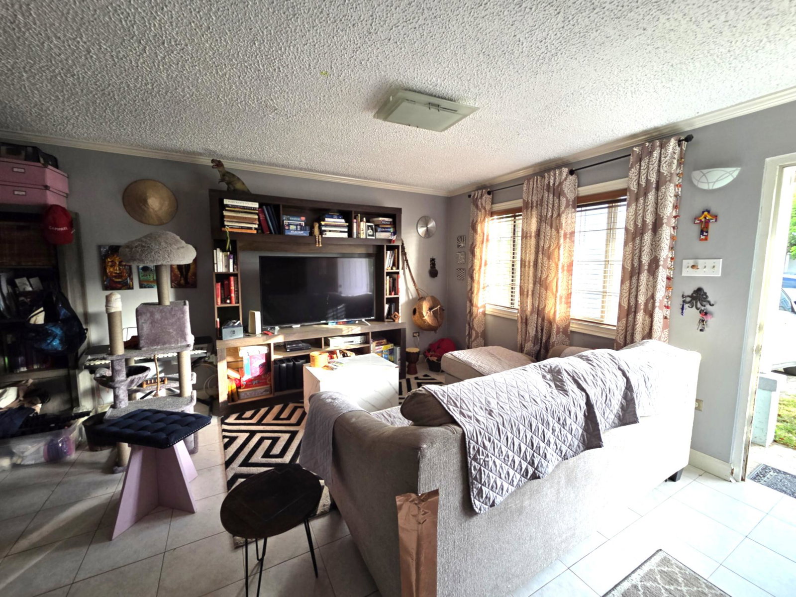 Third image of 91 East Mountain Pride in Kingston 6, St. Andrew, Jamaica - property is For Sale