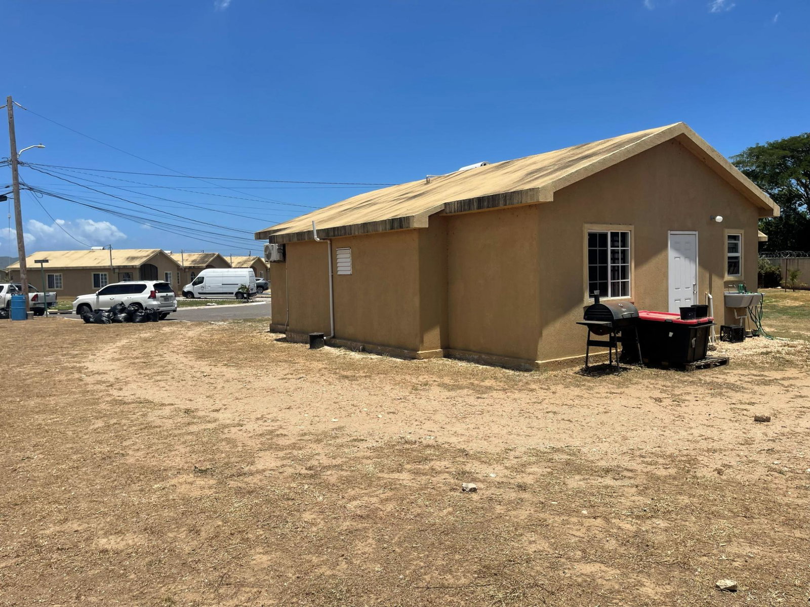 Fourth image of 1679 Seaside Circle, Phoenix p in Phoenix Park, St. Catherine, Jamaica - property is For Sale
