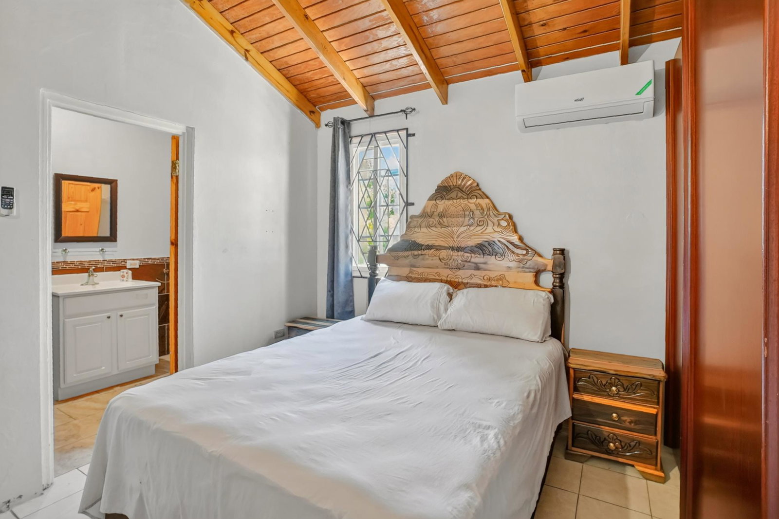 Tenth image of 76- Florence Hall Village in FLORENCE HALL VILLAGE, Trelawny, Jamaica - property is For Sale