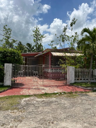 First image of 14 Longwood Contemporary Clo in Santa Cruz, St. Elizabeth, Jamaica - property is For Sale