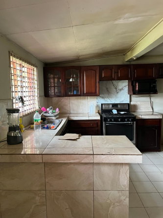 Seventh image of 14 Longwood Contemporary Clo in Santa Cruz, St. Elizabeth, Jamaica - property is For Sale