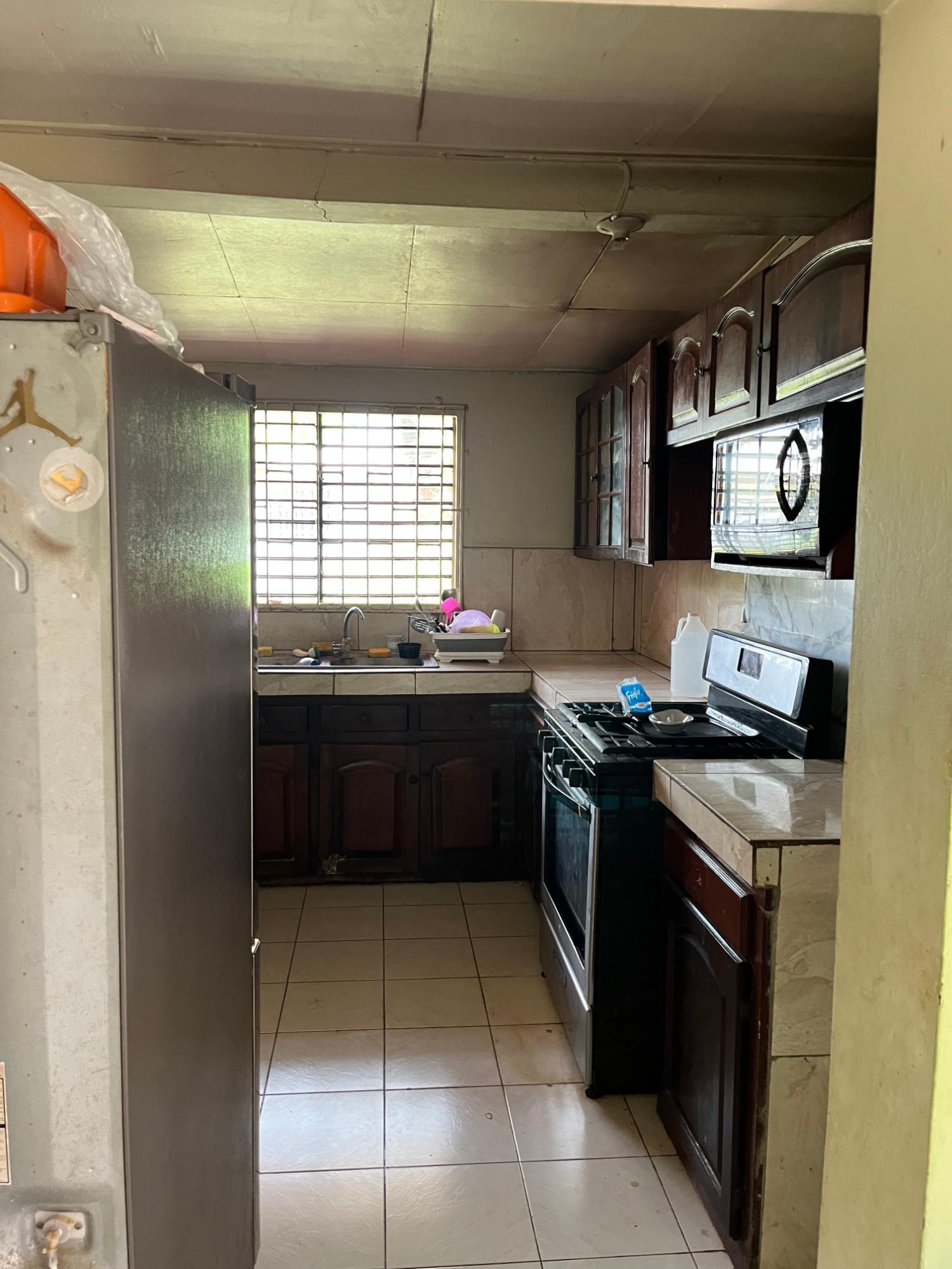 Ninth image of 14 Longwood Contemporary Clo in Santa Cruz, St. Elizabeth, Jamaica - property is For Sale