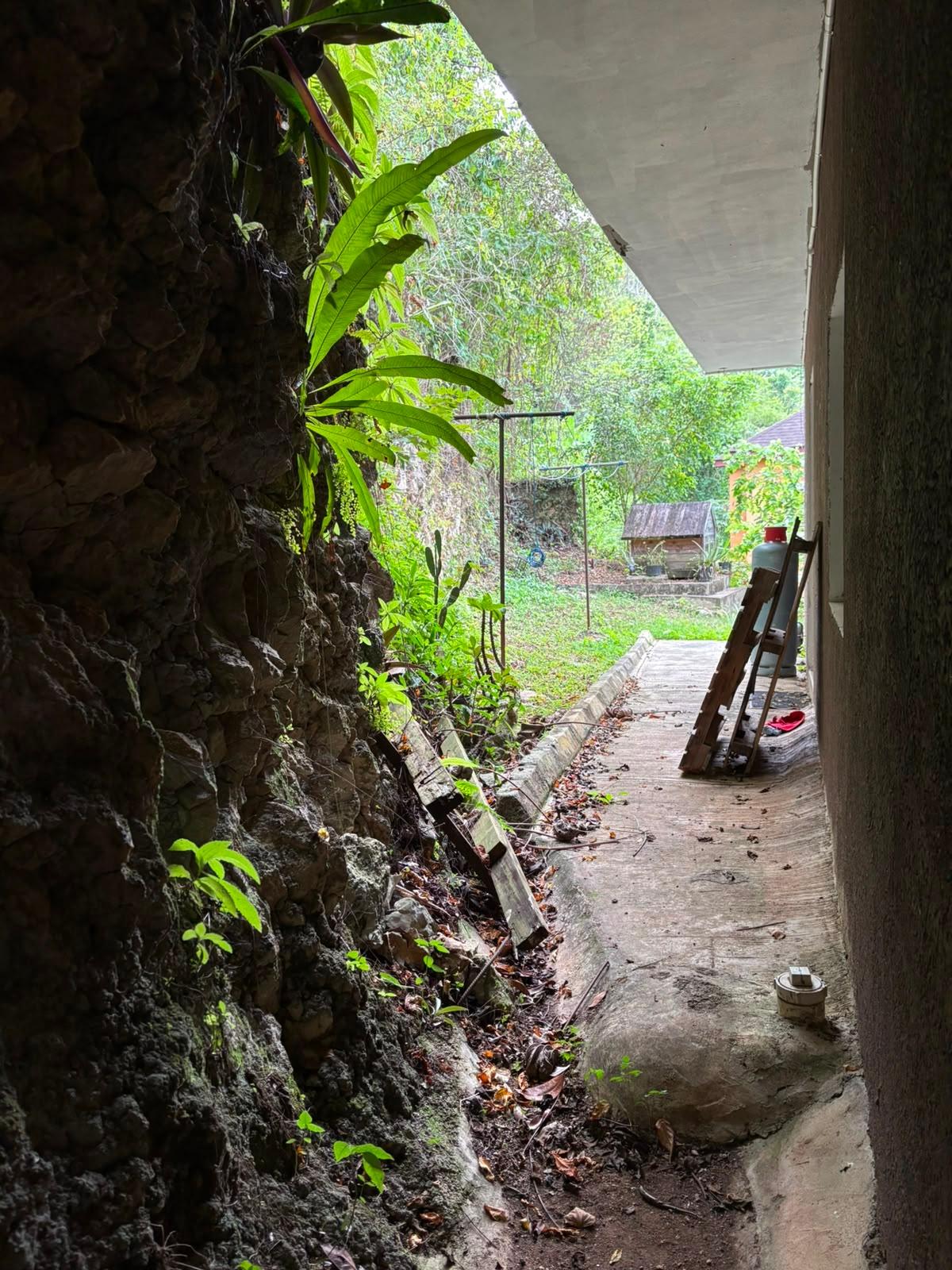 Twenty-Ninth image of 76a Bellevue Drive, Kingston in Kingston 19, St. Andrew, Jamaica - property is For Rent
